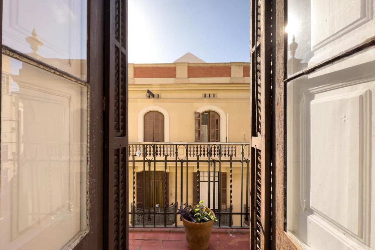 Aparteasy - Gracia Apartments Барселона Экстерьер фото