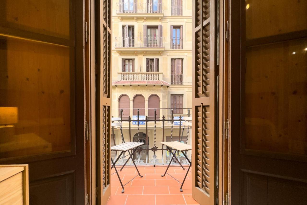 Aparteasy - Gracia Apartments Барселона Экстерьер фото