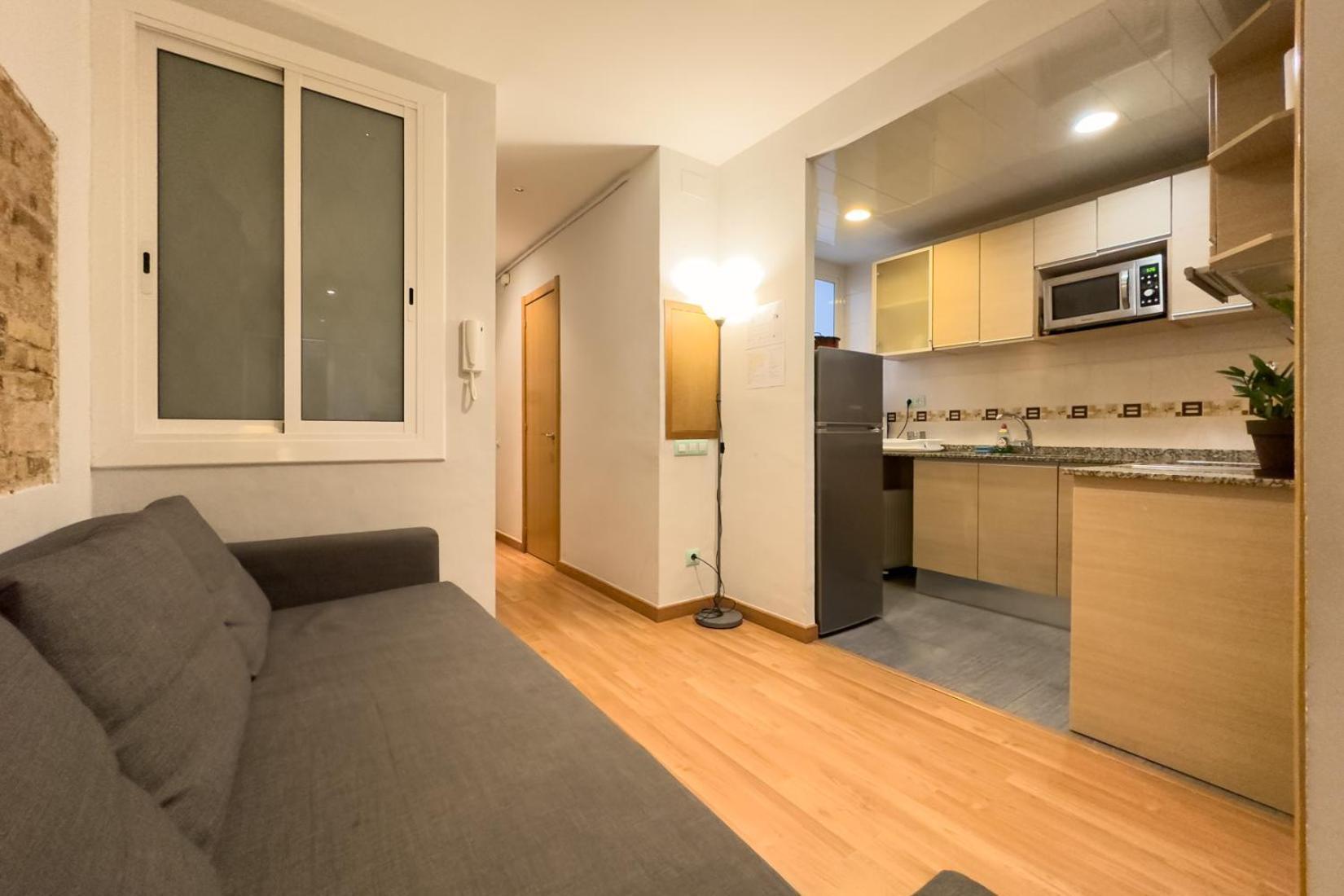 Aparteasy - Gracia Apartments Барселона Экстерьер фото